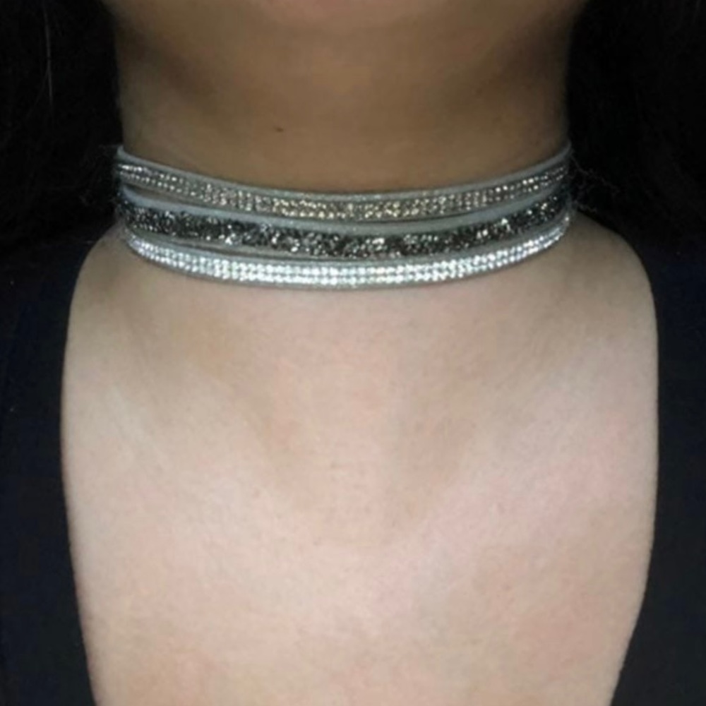 Matching Black Crystal Bangle & Rhinestone Choker - Picture 9 of 10